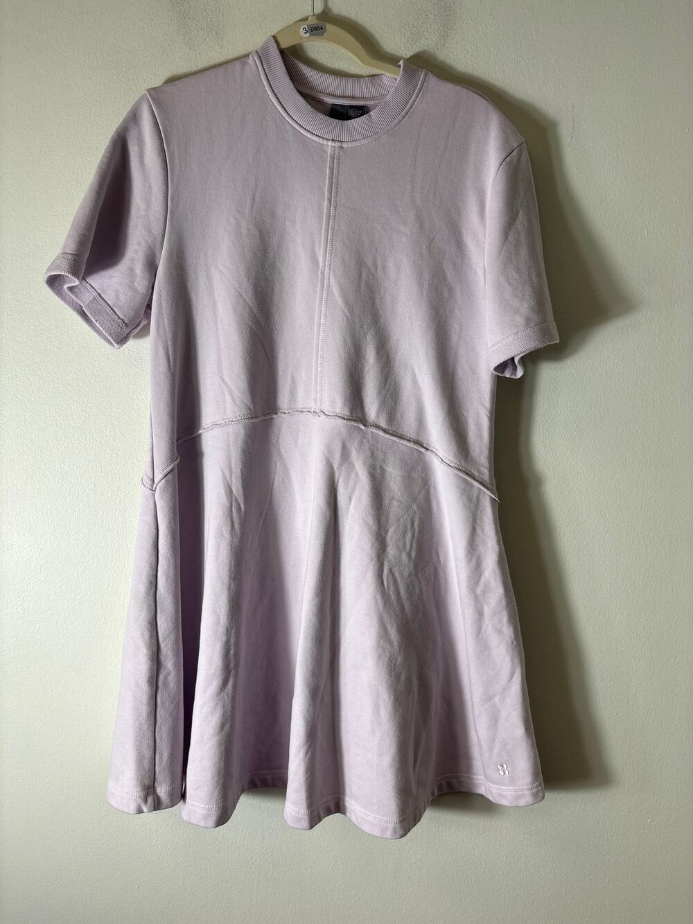Sweaty Betty Pale Lavender Short Sleeve Knee Length Dress Sz 8/10